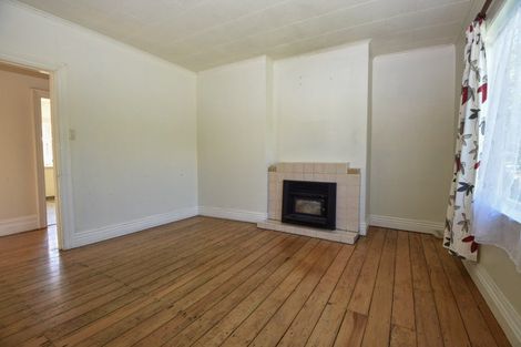 Photo of property in 20 Tyne Street, Carterton, 5713