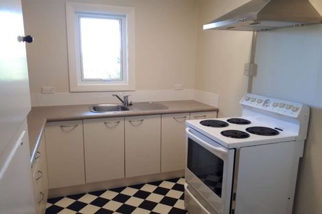 Photo of property in 1/165 Hinemoa Street, Birkenhead, Auckland, 0626