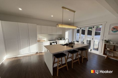 Photo of property in 104 Forbury Road, Saint Clair, Dunedin, 9012