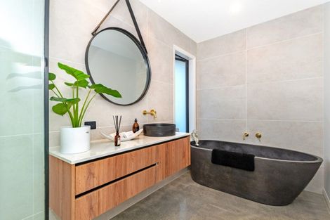 Photo of property in 137 Potae Avenue, Riverdale, Gisborne, 4010