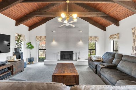 Photo of property in 7 Kowai Place, Amberley, 7410