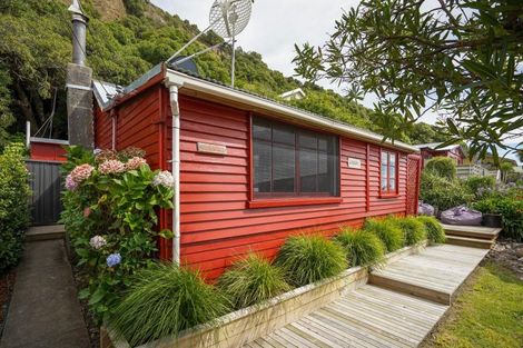 Photo of property in 28 Moody Street, Gore Bay, Cheviot, 7383