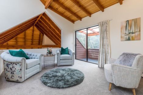 Photo of property in 16 Homewood Place, Chatswood, Auckland, 0626