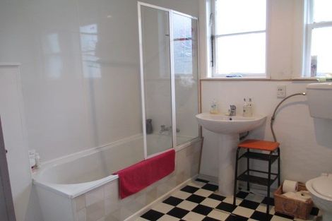 Photo of property in 12 Denvir Street, Strowan, Christchurch, 8052