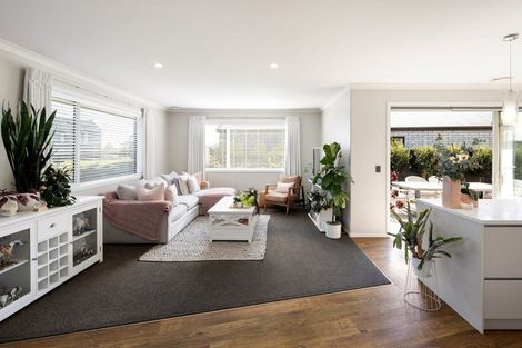 Photo of property in 3 Lewis Way, Cambridge, 3434