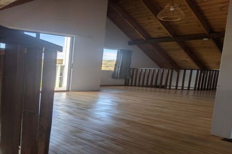 Photo of property in 19a Raroa Place, Pukerua Bay, 5026