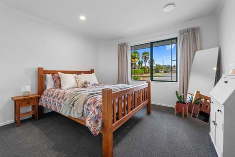 Photo of property in 42a Carter Drive, Pomare, Rotorua, 3015