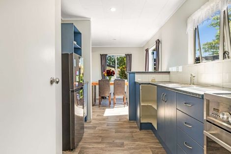 Photo of property in 10 Thebes Street, Pomare, Rotorua, 3015