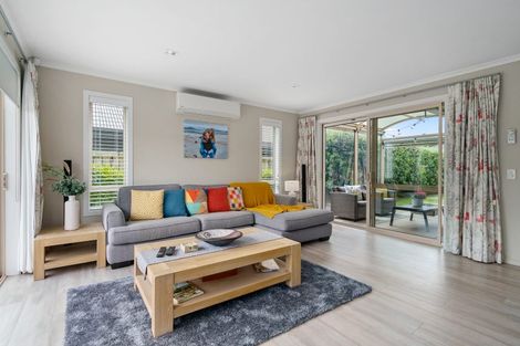 Photo of property in 10 Cooper Crescent, Cambridge, 3434