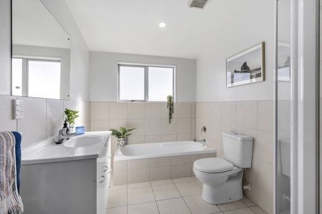 Photo of property in 198b Helston Road, Paparangi, Wellington, 6037