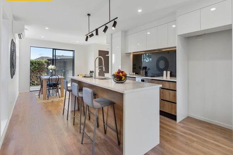 Photo of property in 40e Nikau Street, New Lynn, Auckland, 0600