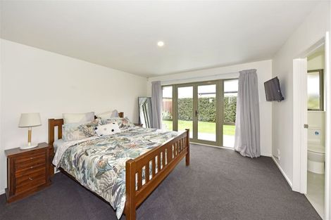 Photo of property in 37 Ernest Gray Place, Halswell, Christchurch, 8025
