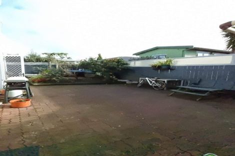 Photo of property in 50b Blanes Road, Weymouth, Auckland, 2103