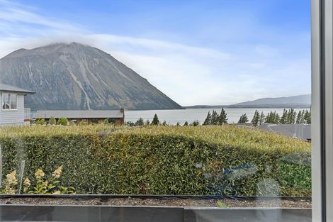 Photo of property in 98 Ohau Drive, Lake Ohau, Twizel, 9412