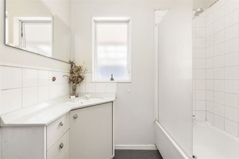 Photo of property in 4 Storey Avenue, Beerescourt, Hamilton, 3200