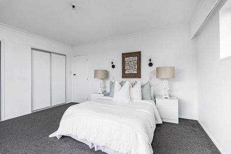 Photo of property in 54 Wairau Road, Oakura, 4314