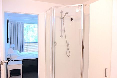 Photo of property in 3/73 Princes Street, Northcote Point, Auckland, 0627