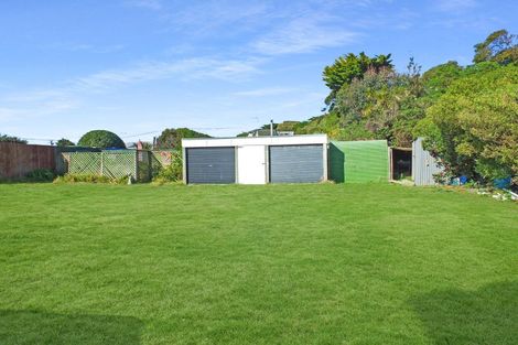 Photo of property in 4 Trafalgar Street, Foxton Beach, Foxton, 4815