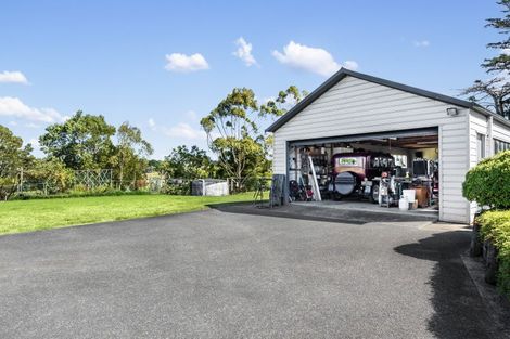 Photo of property in 221 Amreins Road, Taupaki, Henderson, 0782