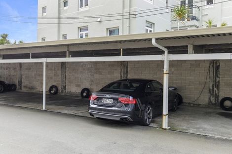 Photo of property in Gateway Apartments, 19 Maida Vale Road, Roseneath, Wellington, 6011