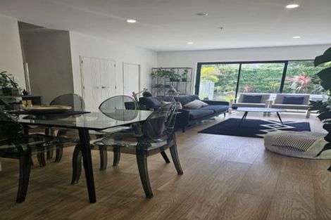 Photo of property in 19 Waru Lane, Te Atatu Peninsula, Auckland, 0610