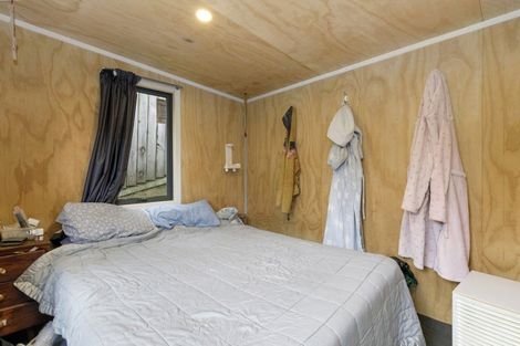 Photo of property in 6 Serenity Grove, Maoribank, Upper Hutt, 5018