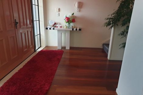 Photo of property in 14 San Domingo Rise, Henderson, Auckland, 0612