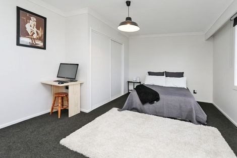 Photo of property in 27 Meldrum Street, Winton, 9720