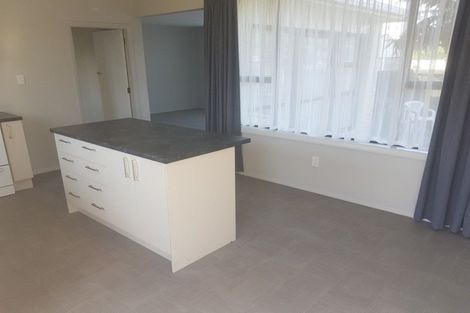 Photo of property in 11 Dinton Street, Russley, Christchurch, 8042