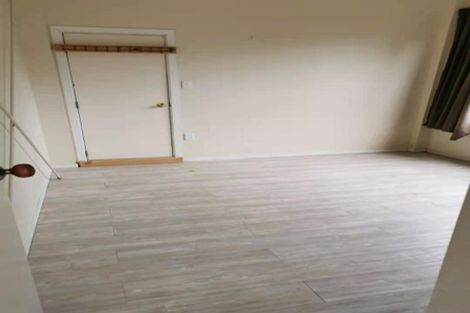 Photo of property in 46 Glen Vista Place, Bayview, Auckland, 0629