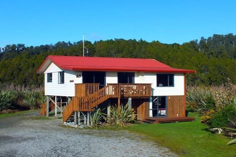 Photo of property in 65 The Strand, Okarito, Whataroa, 7886