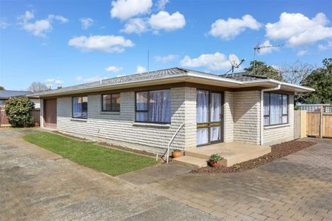 Photo of property in 2/24 West Street, Pukekohe, 2120