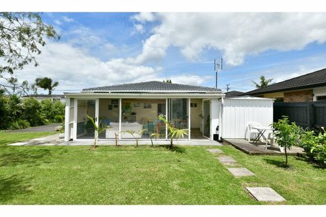 Photo of property in 3/29 Pine Road, Orewa, 0931
