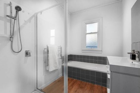 Photo of property in 6 Fairfield Avenue, Addington, Christchurch, 8024