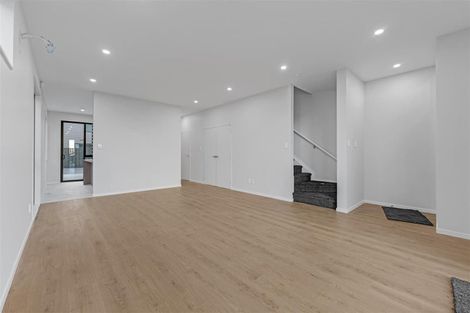 Photo of property in 14 Yellow Pear Lane, Karaka, 2578