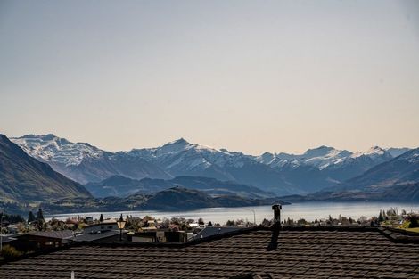 Photo of property in 17a Mataraki Place, Wanaka, 9305
