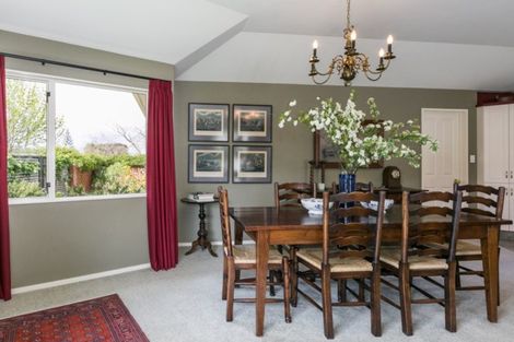 Photo of property in 22 Kensington Drive, Taradale, Napier, 4112