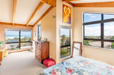 Photo of property in 12 Kaka Street, Ahipara, Kaitaia, 0481