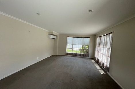 Photo of property in 1 Akeake Lane, Manurewa, Auckland, 2102