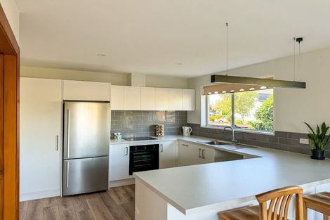 Photo of property in 48 Oldwood Street, Bishopdale, Christchurch, 8053