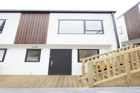 Photo of property in 3/22 Takapu Street, Henderson, Auckland, 0612