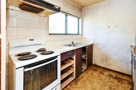 Photo of property in 2/26 Sikkim Crescent, Clover Park, Auckland, 2019