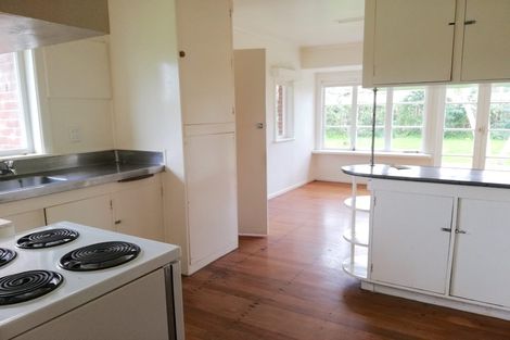 Photo of property in 22 Lowtherhurst Road, Massey, Auckland, 0614