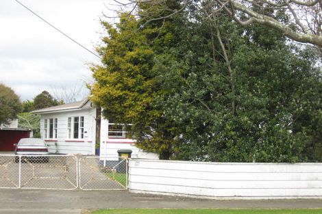 Photo of property in 122 Weraroa Road, Levin, 5510