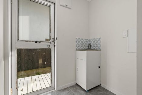 Photo of property in 23 Everglade Drive, Goodwood Heights, Auckland, 2105