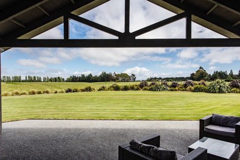 Photo of property in 61 Loburn Whiterock Road, Loburn, Rangiora, 7472