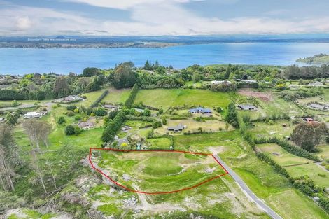 Photo of property in 12 Willow Lane, Acacia Bay, Taupo, 3385