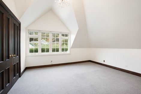 Photo of property in 6 Cheviot Road, Lowry Bay, Lower Hutt, 5013