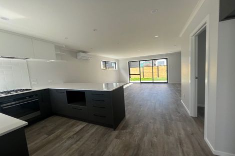 Photo of property in 10 Dahl Drive, Wallaceville, Upper Hutt, 5018