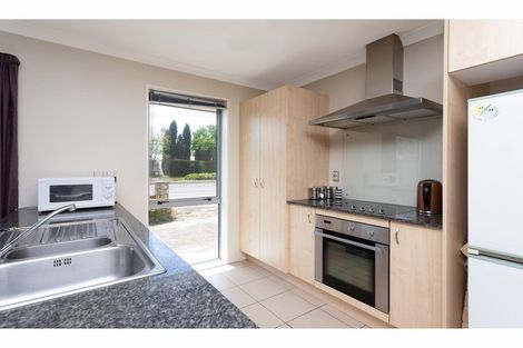 Photo of property in 1/335 Main South Road, Hornby, Christchurch, 8042